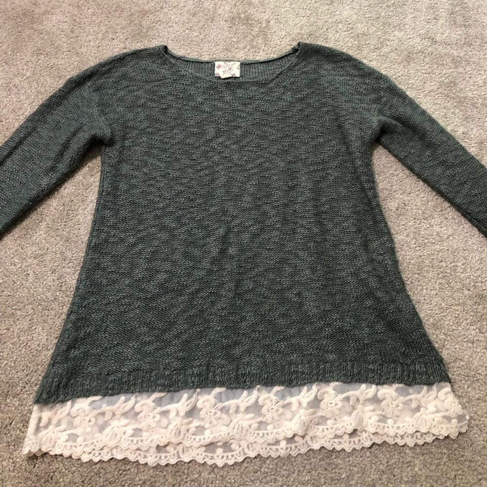 Sweater with lace trim